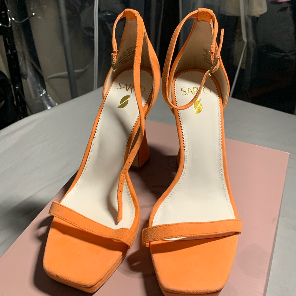 Sarto DOLORES NEW Womens papaya colored open toe heels with strap. New with box